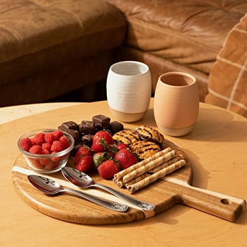 Round Cutting/Serving Board, Acacia Wood, 16x14"